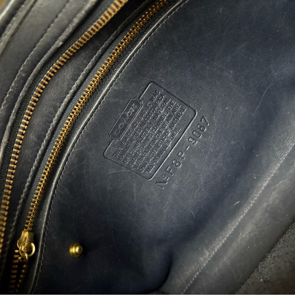Vintage Coach Metropolis Navy Shoulder Bag - Picture 6 of 6